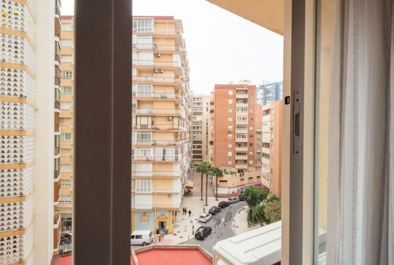 Malaga Beach Apartment Zewnętrze zdjęcie